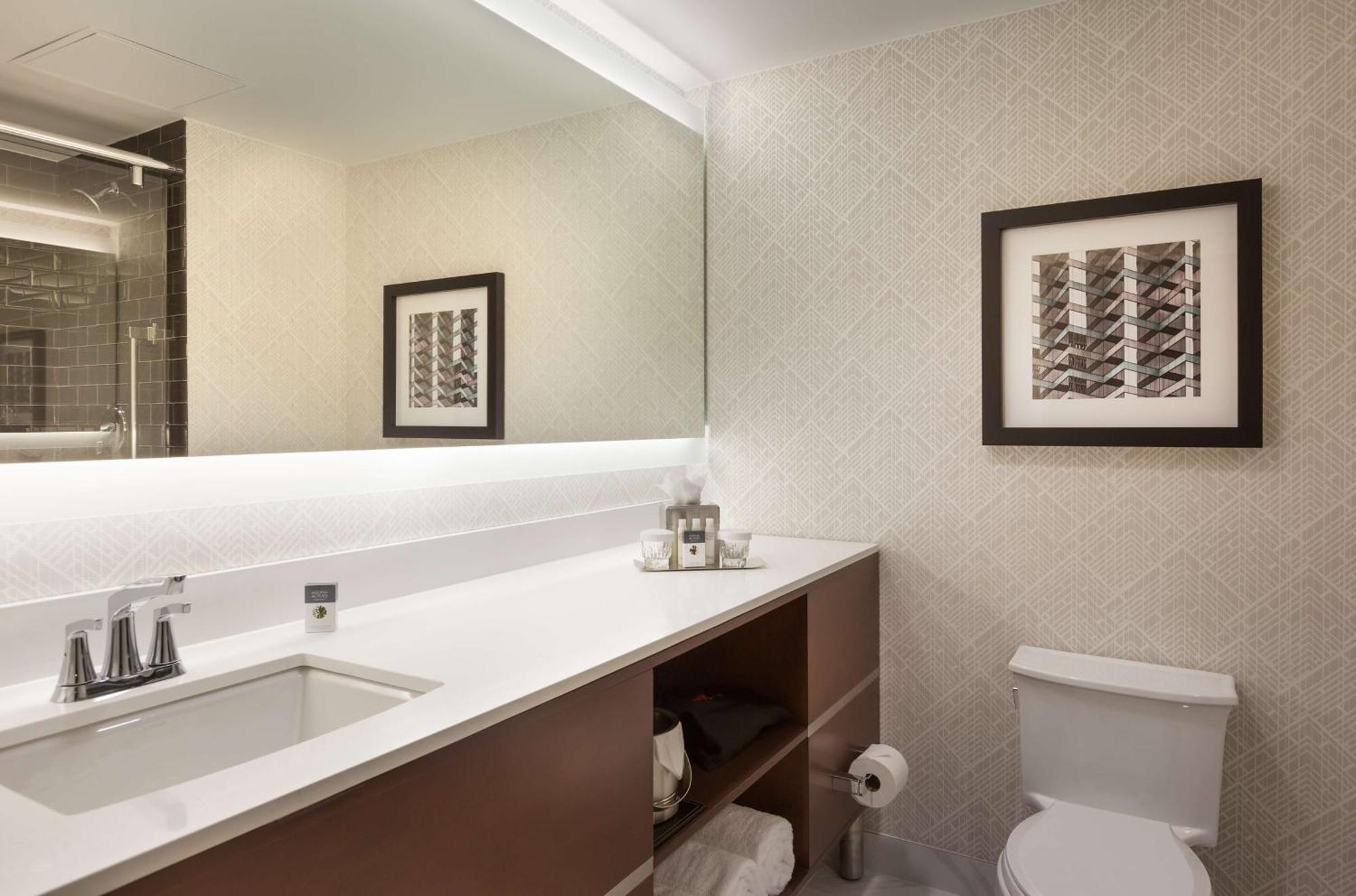 Doubletree By Hilton Hotel & Suites Houston By The Galleria Exteriér fotografie